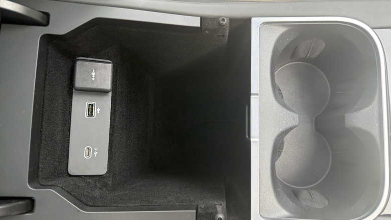 Land Rover Discovery Sport 1.5 P300e R-Dynamic HSE 5dr Auto [5 Seat] Station Wagon